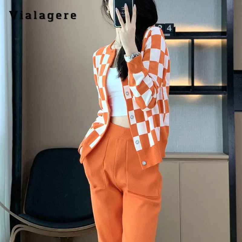 2023 Autumn Korean Fashion Casual Two-piece Set Women Loose Round Neck Cardigan + Drawstring Trousers Sets Y2K Pants Suits
2023 Autumn Korean Fashion Casual Two-piece Set Women Loose Round Neck Cardigan + Drawstring Trousers Sets Y2K Pants Suits