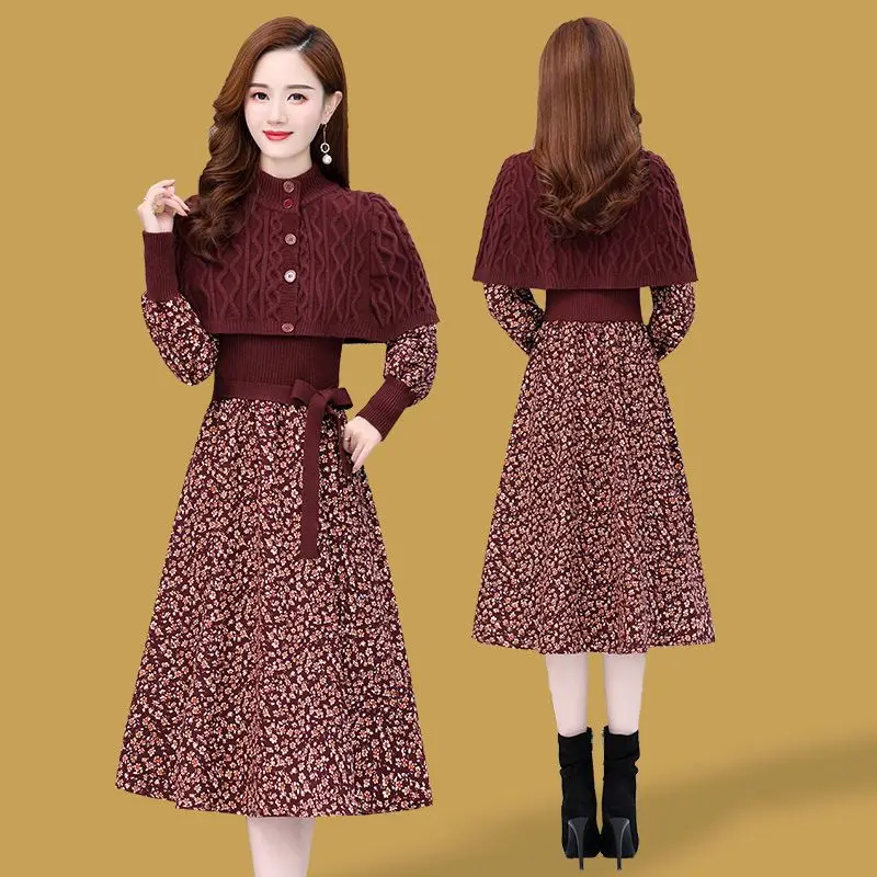 

Classic Elegant Outfit 2024 Western Style Women's Printed Stitching Sweater Slimming Cape Dress Two-Piece Set