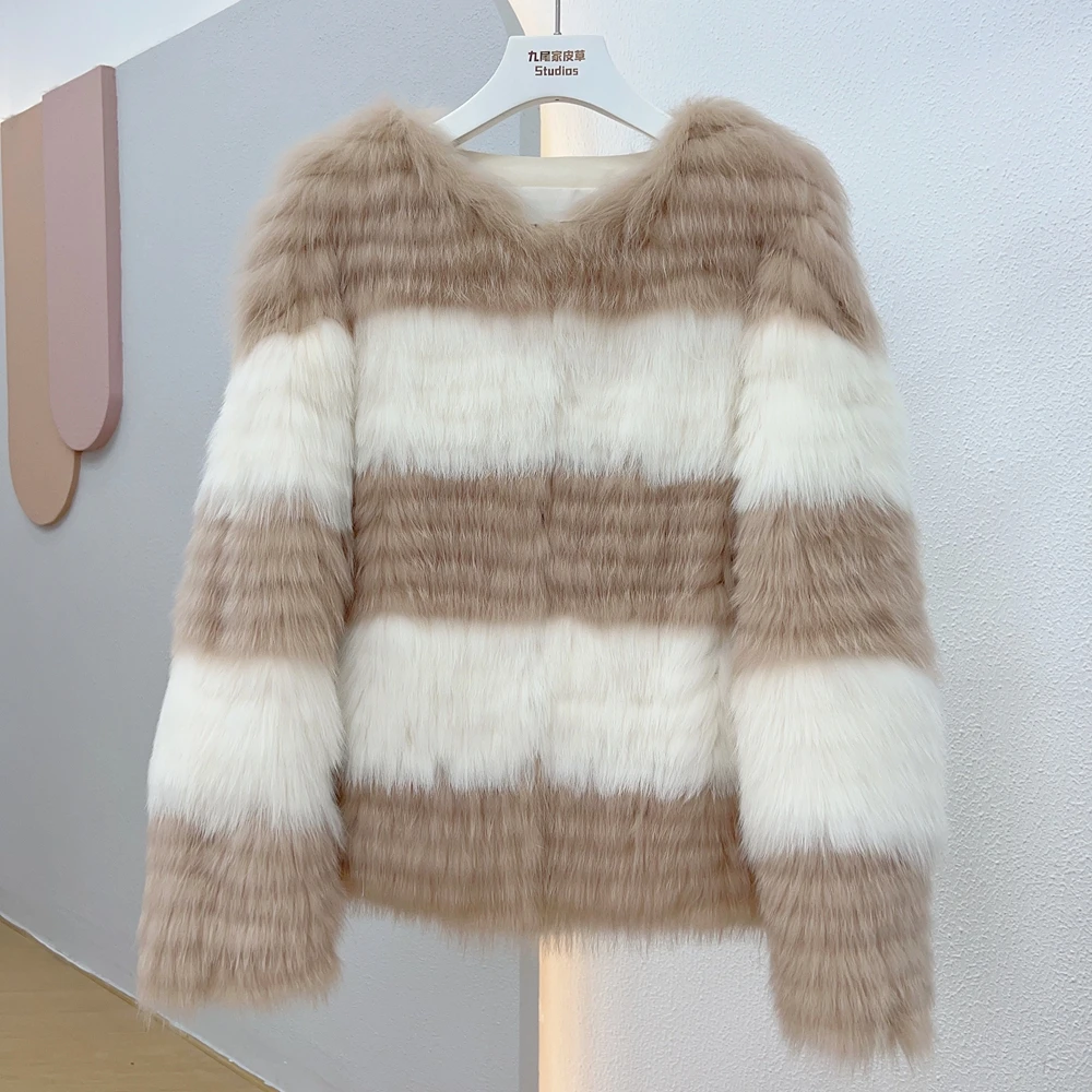 Hot Sale Women Real Fox Fur Coats Winter Warm Natural Fox Fur Jackets Russian Lady Short Style Genuine Fox Fur Outerwears
Hot Sale Women Real Fox Fur Coats Winter Warm Natural Fox Fur Jackets Russian Lady Short Style Genuine Fox Fur Outerwears
