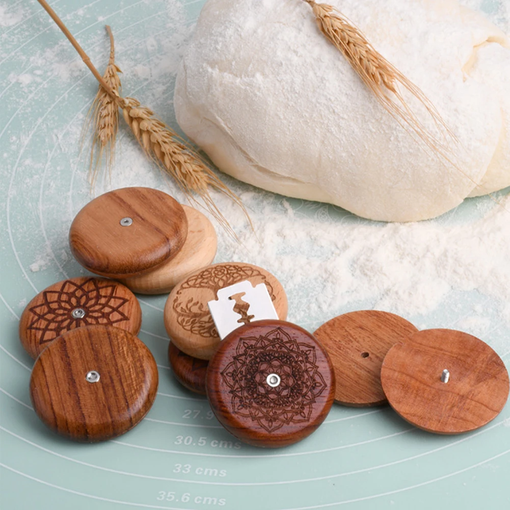 Wooden Bread Knife Razor Cutter Round Bread Lame Dough Scoring Slashing Tool for DIY Sourdough Bread with 5 Razor
Wooden Bread Knife Razor Cutter Round Bread Lame Dough Scoring Slashing Tool for DIY Sourdough Bread with 5 Razor