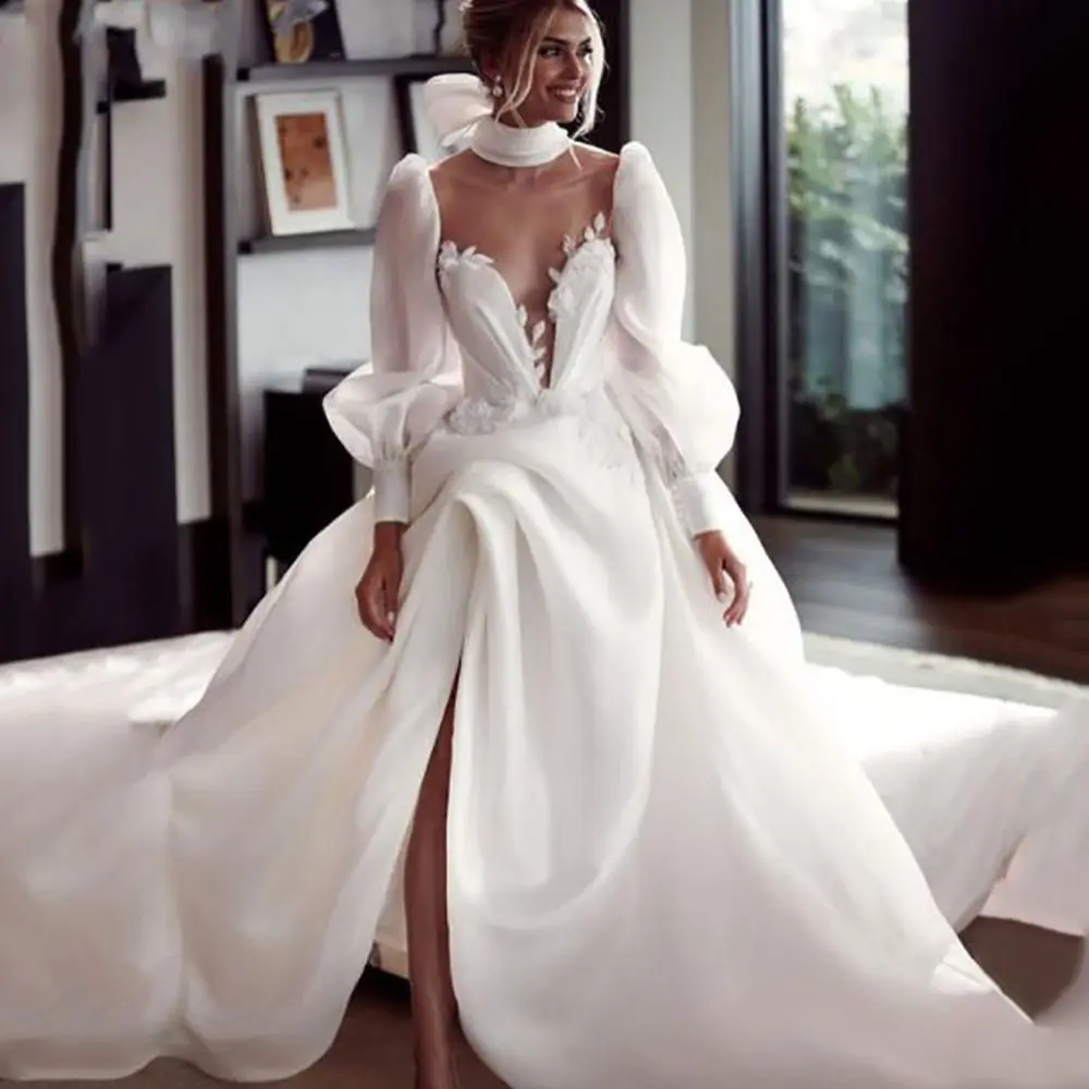 

Simple Princess Long Wedding Dress Ruched Bridal Gowns A Line Illusion High Neck Puff Full Sleeves Side Slit Ivory Bride Wear