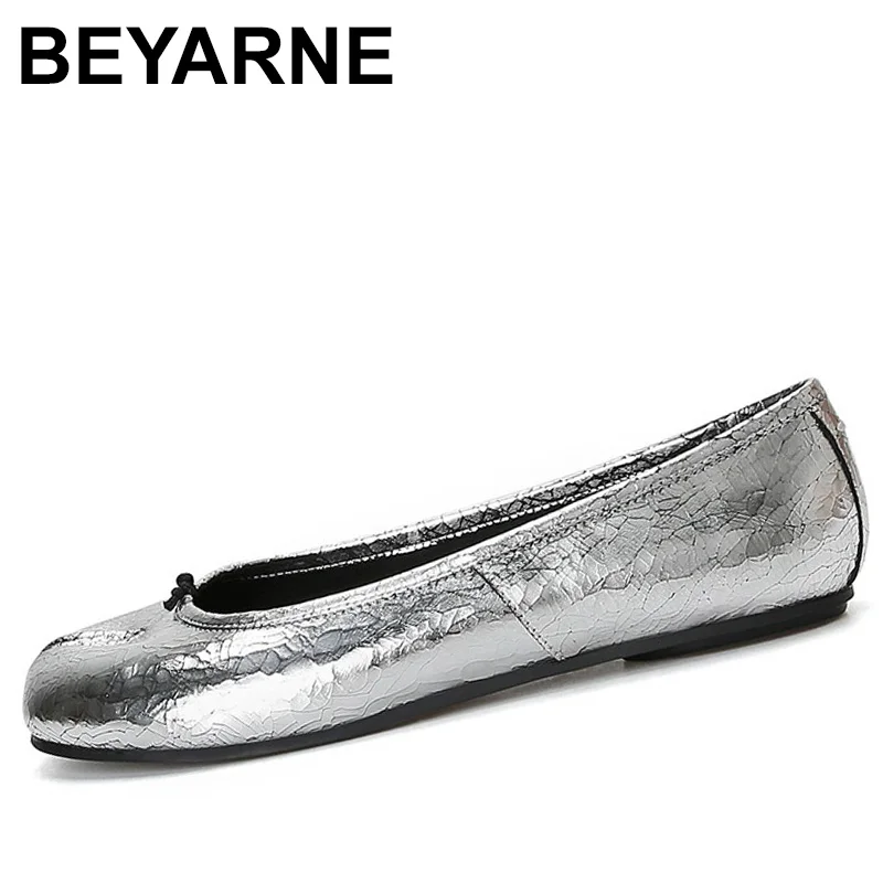 Mary Jane Women's Shoes 2023 New Slip-on Split Toe Flat Sole Leather Shoes Soft Sole Shallow Mouth Large Size Women's Shoes 
Mary Jane Women's Shoes 2023 New Slip-on Split Toe Flat Sole Leather Shoes Soft Sole Shallow Mouth Large Size Women's Shoes