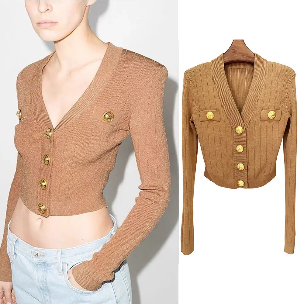 Autumn 2022 European And American Stars New Fashion Lion Head Metal Button V-neck Short Knitting Short Women's Cardigan Coat
Autumn 2022 European And American Stars New Fashion Lion Head Metal Button V-neck Short Knitting Short Women's Cardigan Coat