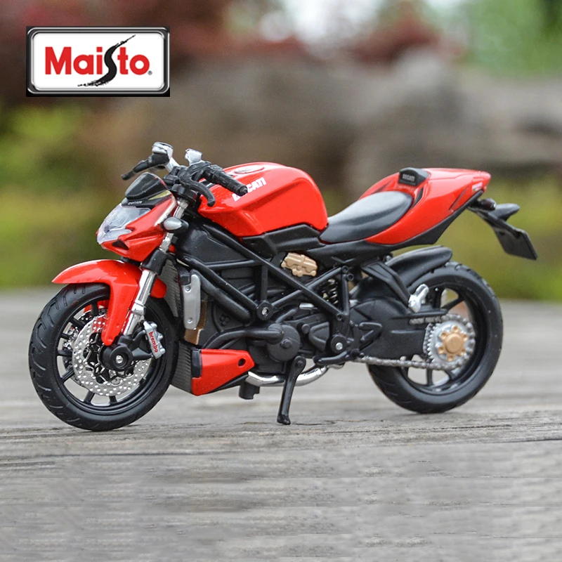 Гоночный мотоцикл Maisto 1:18 Ducati мод уличный Истребитель модель из сплава имитация литая металлическая уличная модель мотоцикла детские подарки
Гоночный мотоцикл Maisto 1:18 Ducati мод уличный Истребитель модель из сплава имитация литая металлическая уличная модель мотоцикла детские подарки