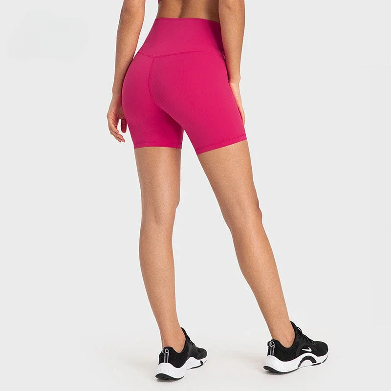 

AL0Yoga high-waisted non-embarrassing line sports shorts are designed to be suitable for running fitness, nude yoga pants