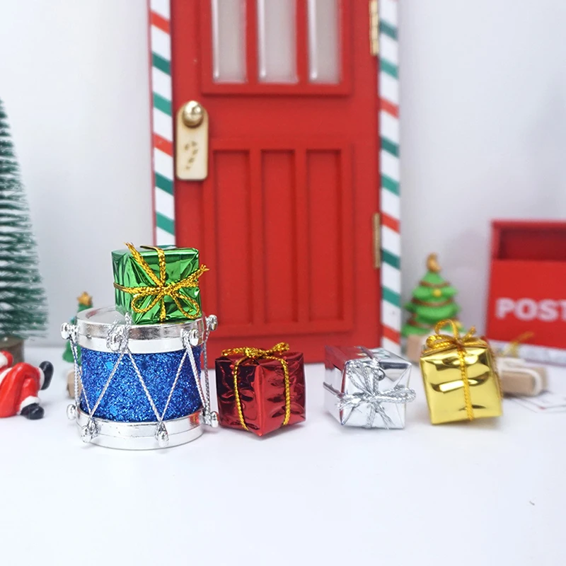 4Pcs 1:12 Dollhouse Miniature Christmas Gift Box Color Cube Wedding Box Model Home Santa Holiday Scene Decor Toy
4Pcs 1:12 Dollhouse Miniature Christmas Gift Box Color Cube Wedding Box Model Home Santa Holiday Scene Decor Toy