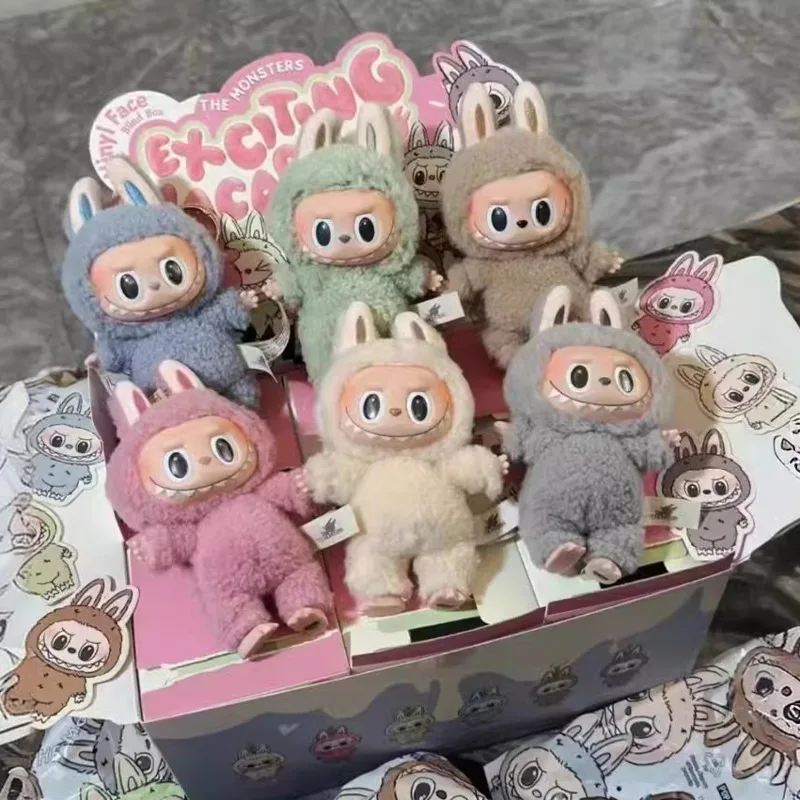 17 см, Labubu, плюшевые игрушки Labubu, захватывающие монстры, макарон, виниловые куклы с лицом, кунжут, личи, Берри
17 см, Labubu, плюшевые игрушки Labubu, захватывающие монстры, макарон, виниловые куклы с лицом, кунжут, личи, Берри