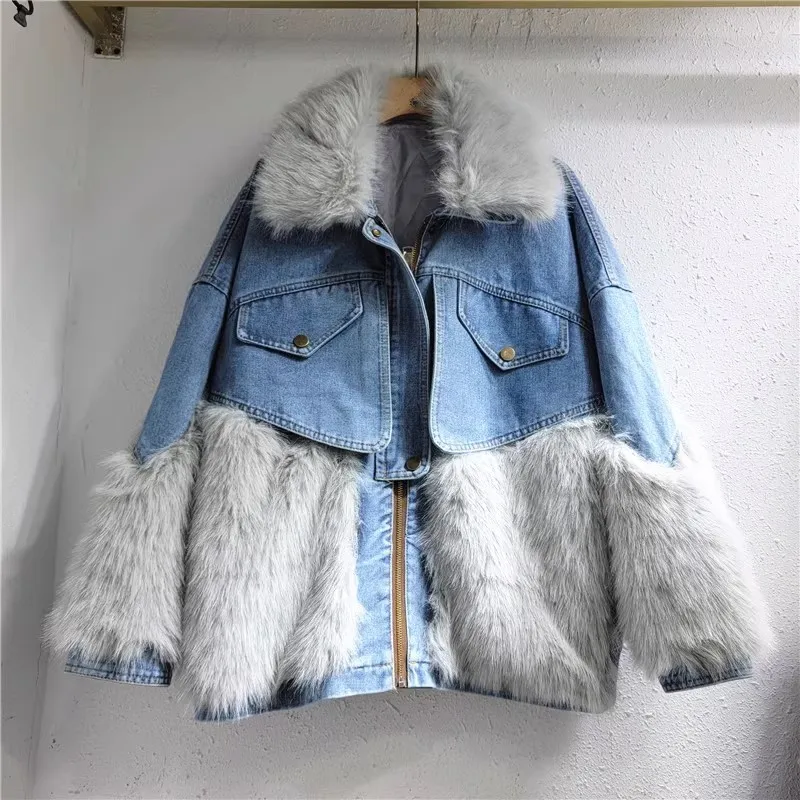 Winter Big Fur Collar Down Cotton Liner Splicing Denim Jacket Women Cowboy Outerwear Loose Vintage Zipper Jeans Jacket Female
Winter Big Fur Collar Down Cotton Liner Splicing Denim Jacket Women Cowboy Outerwear Loose Vintage Zipper Jeans Jacket Female