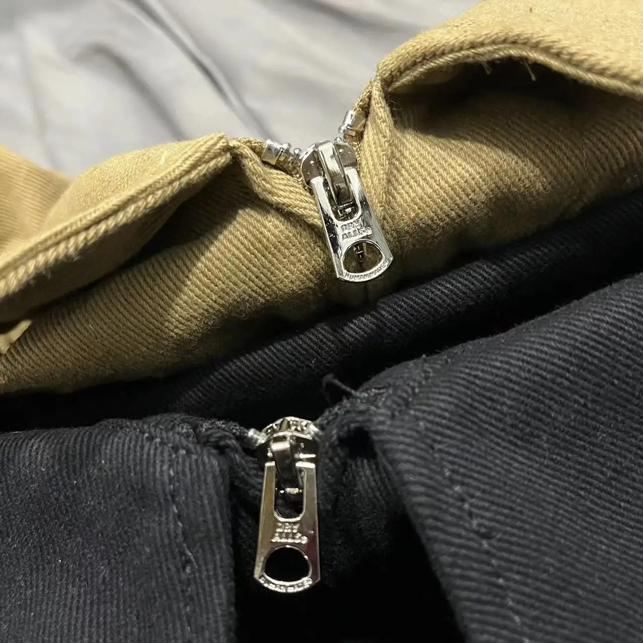 Human Made Rabbit Nian Rabbit Embroidery Jacket Jacket Loose Suitable for men and women couples
Human Made Rabbit Nian Rabbit Embroidery Jacket Jacket Loose Suitable for men and women couples