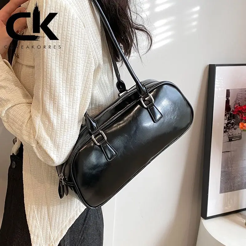 Popular Women 2024 New Spring Summer High-grade Sense Shoulder Texture Maillard Commuter Hand Fashion Tide Boston Designer Bag
Popular Women 2024 New Spring Summer High-grade Sense Shoulder Texture Maillard Commuter Hand Fashion Tide Boston Designer Bag