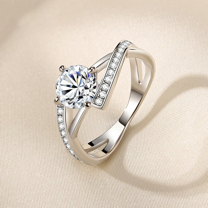 Luomansi Fashion Moissanite Ring Charming Eye 1 Carat GRA Certificate First Order minus 5 S925 Silver Jewelry Women Gift
Luomansi Fashion Moissanite Ring Charming Eye 1 Carat GRA Certificate First Order minus 5 S925 Silver Jewelry Women Gift