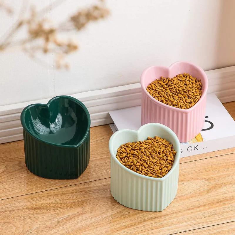 Ceramic Tilted Elevated Cat Bowl Heart Shape Anti Slip Cute for Cats Kitten Small Dogs Functional Width 14cm Handmade Pet Feeder
Ceramic Tilted Elevated Cat Bowl Heart Shape Anti Slip Cute for Cats Kitten Small Dogs Functional Width 14cm Handmade Pet Feeder