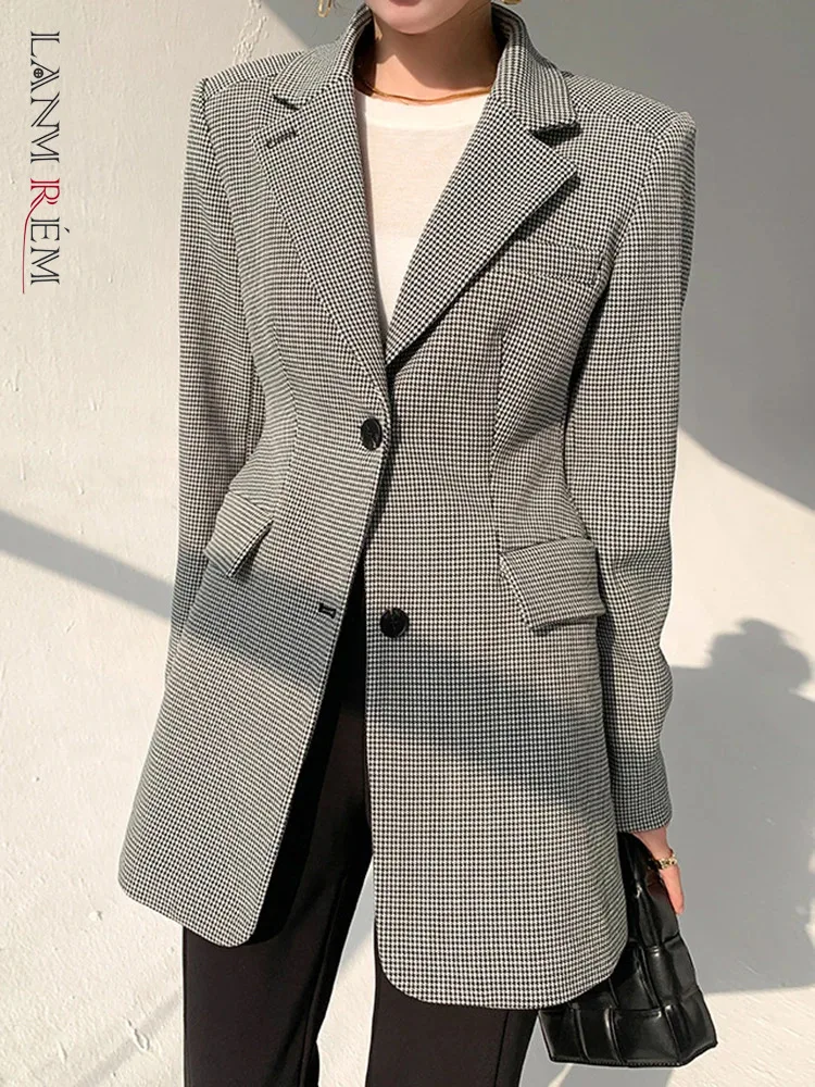 

[LANMREM] Office Lady Plaid Blazers For Women 2024 Spring New Single Breasted Gathered Waist Jackets Fashion Coats 26D8574