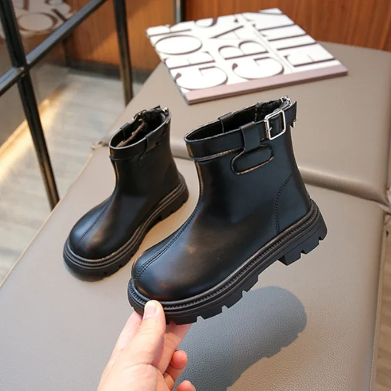 

Kids Shoes Boots for Girl 2023 Autumn Winter Black Boots Fashion Causal Versatile Warmth Children Plush Cotton Boots Thick Soled