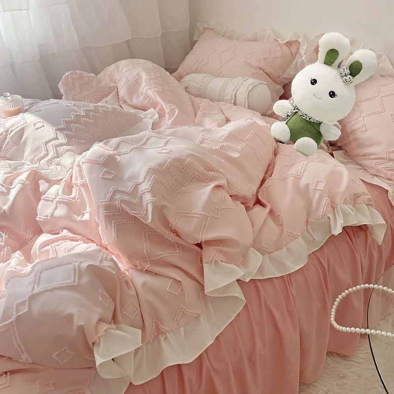 Korean Lovely Princess Ruffles Queen Duvet Cover Set Cut Flowers with Ruffles Pink Bedding Set Quilt Cover Bed Skirt Pillowcases
Korean Lovely Princess Ruffles Queen Duvet Cover Set Cut Flowers with Ruffles Pink Bedding Set Quilt Cover Bed Skirt Pillowcases