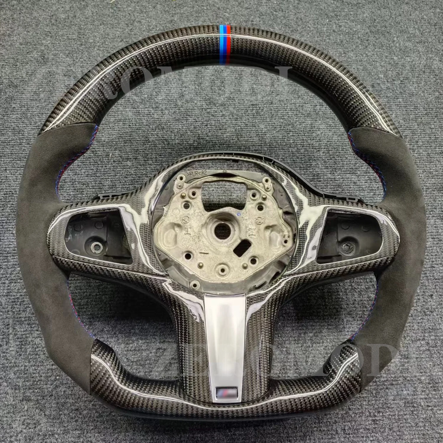 For Bmw 5 G30 6 G32 X5 G05 Carbon Fiber Alcantara Leather Steering Wheel with Paddle Space
For Bmw 5 G30 6 G32 X5 G05 Carbon Fiber Alcantara Leather Steering Wheel with Paddle Space