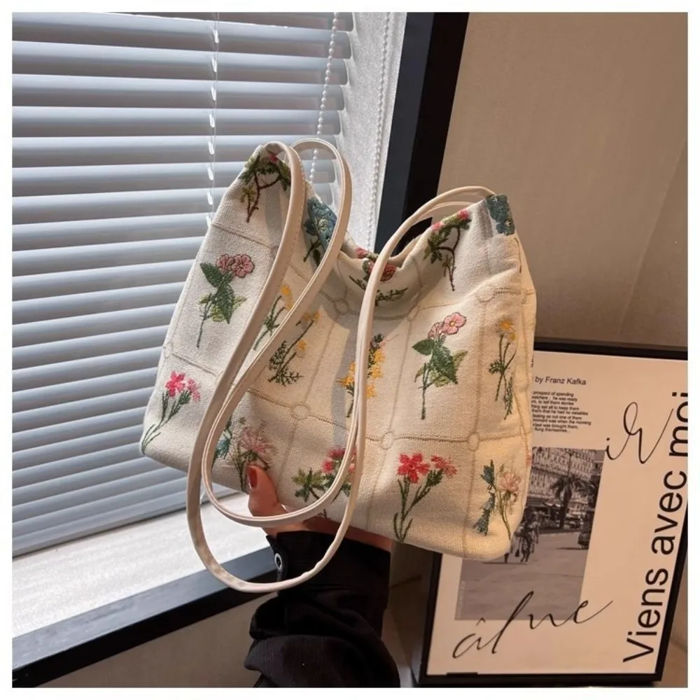 New Large Capacity Embroidered Tote Bag Embroidered Print Soft Polyester Lining Shoulder Bag Versatile Bucket Bag Daily Use New Large Capacity Embroidered Tote Bag Embroidered Print Soft Polyester Lining Shoulder Bag Versatile Bucket Bag Daily Use