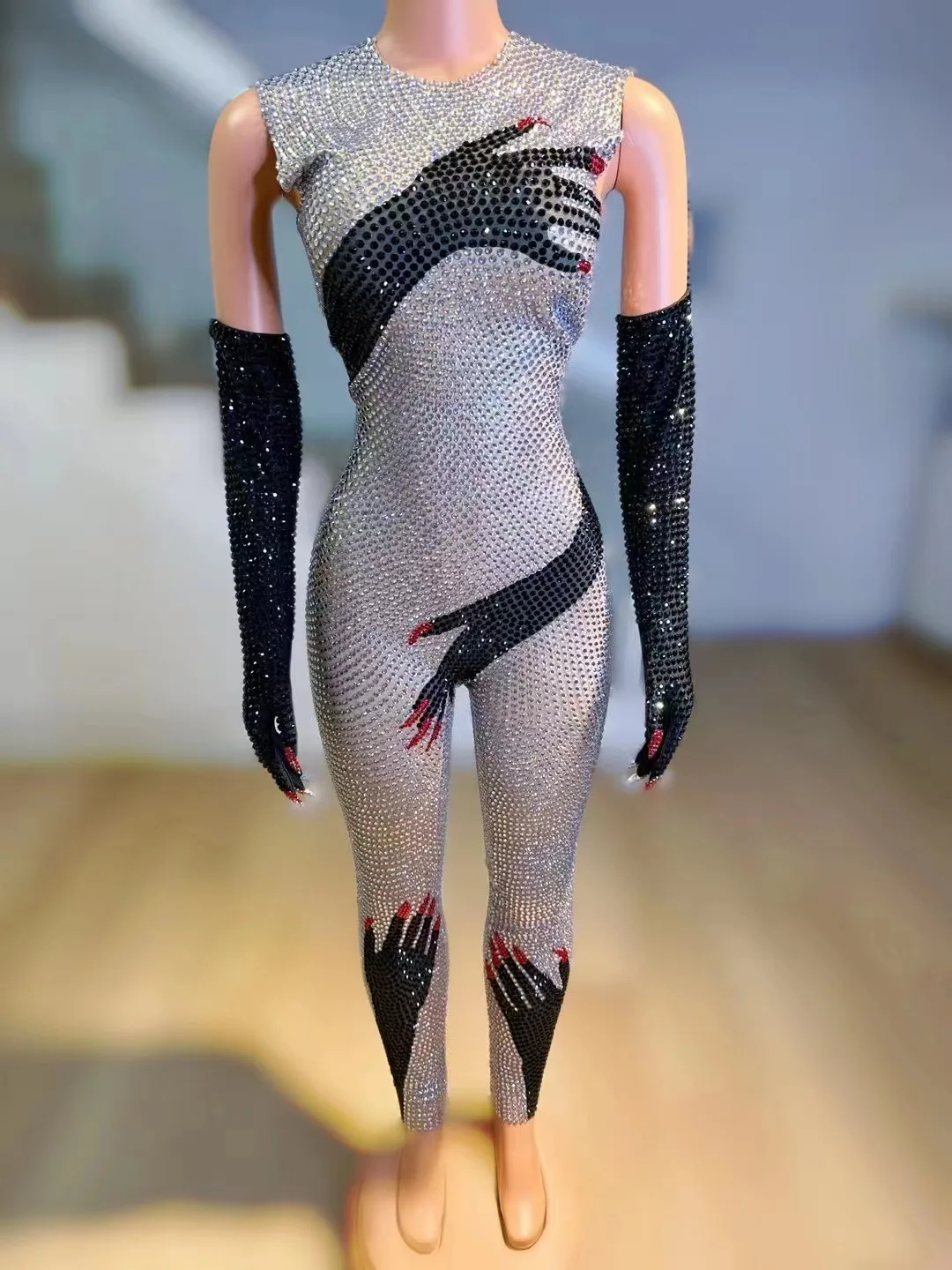 Black Gold Sequins Jumpsuit Gloves SexyPoleDance Outfit Women Di Ds Party GogoClothingClubwear Drag Queen Costume
Black Gold Sequins Jumpsuit Gloves SexyPoleDance Outfit Women Di Ds Party GogoClothingClubwear Drag Queen Costume