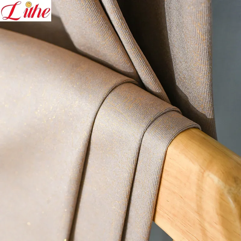 Curtains Living Room New Light Luxury Embossed Decorative Dining Room and Bedroom European and American Modern Blackout Curtain
Curtains Living Room New Light Luxury Embossed Decorative Dining Room and Bedroom European and American Modern Blackout Curtain