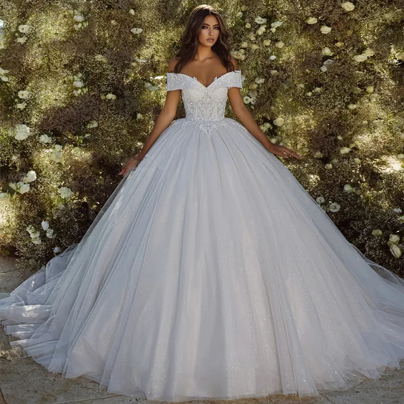 Luxury Wedding Dress Organza With Embroidery Lace Ball Gown Train Sweetheart Boat Neck Sleeveless Bridal Gowns Robe De Mariee
Luxury Wedding Dress Organza With Embroidery Lace Ball Gown Train Sweetheart Boat Neck Sleeveless Bridal Gowns Robe De Mariee