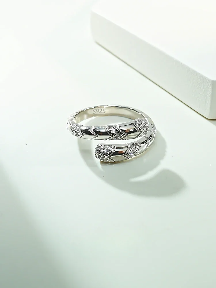 

Versatile 925 Sterling Silver Retro Niche Snake Shaped Antique Ring Set, High Carbon Diamond Spring Shaped Jewelry