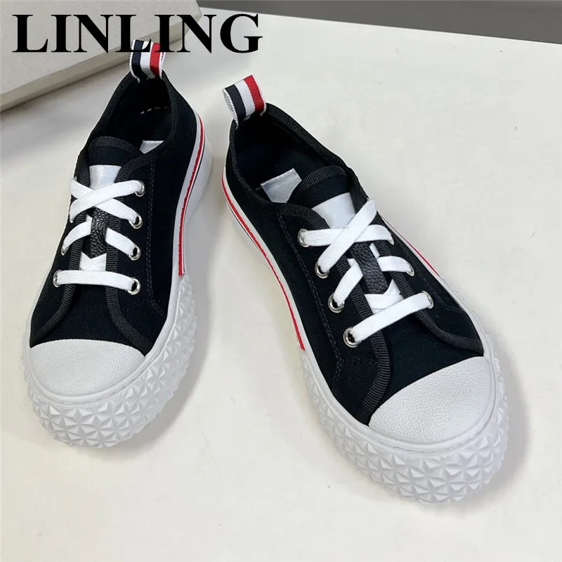 New Women Canvas Shoes Platform Sneakers Thick Sole Lace-up Sneakers Outdoor Walking Flat Shoes Sports Trainers Vulcanized Shoes
New Women Canvas Shoes Platform Sneakers Thick Sole Lace-up Sneakers Outdoor Walking Flat Shoes Sports Trainers Vulcanized Shoes