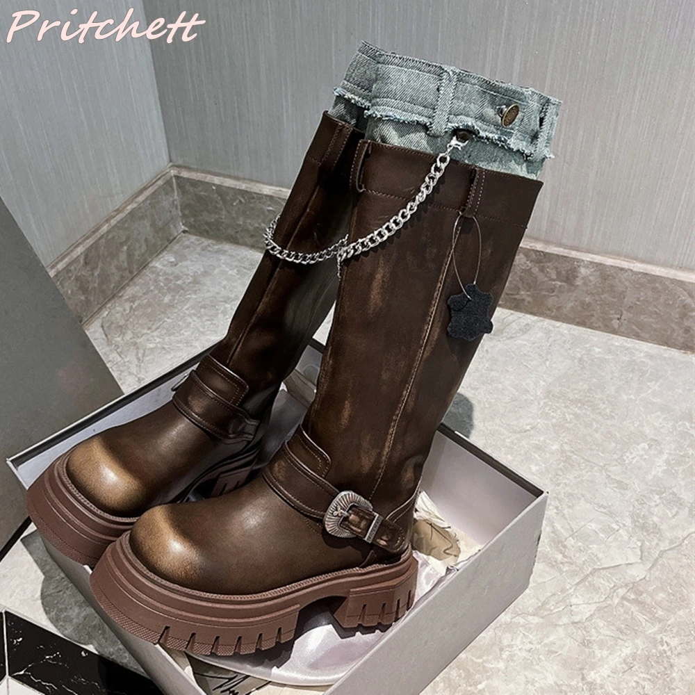 Retro Splicing Metal Chain Knee High Boots Mixed Colors Design Denim New Boots Hot Girl Punk Fashion Flat with Thick Sole Boots
Retro Splicing Metal Chain Knee High Boots Mixed Colors Design Denim New Boots Hot Girl Punk Fashion Flat with Thick Sole Boots