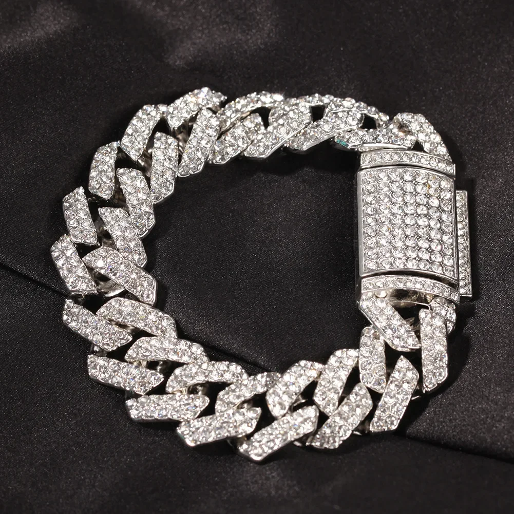 Hip Hop Punk Style Simple Bracelet for Men Stainless Steel Fashion Personality Trend Coarse Bracelet High Quality Jewelry
Hip Hop Punk Style Simple Bracelet for Men Stainless Steel Fashion Personality Trend Coarse Bracelet High Quality Jewelry
