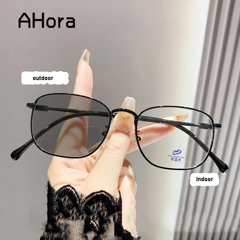 Ahora Metal Square Photochromic Reading Glasses Sunglasses Anti Blue Light Shade Presbyopia Eyeglasses +1.0..+ 4.0 Unisex
Ahora Metal Square Photochromic Reading Glasses Sunglasses Anti Blue Light Shade Presbyopia Eyeglasses +1.0..+ 4.0 Unisex