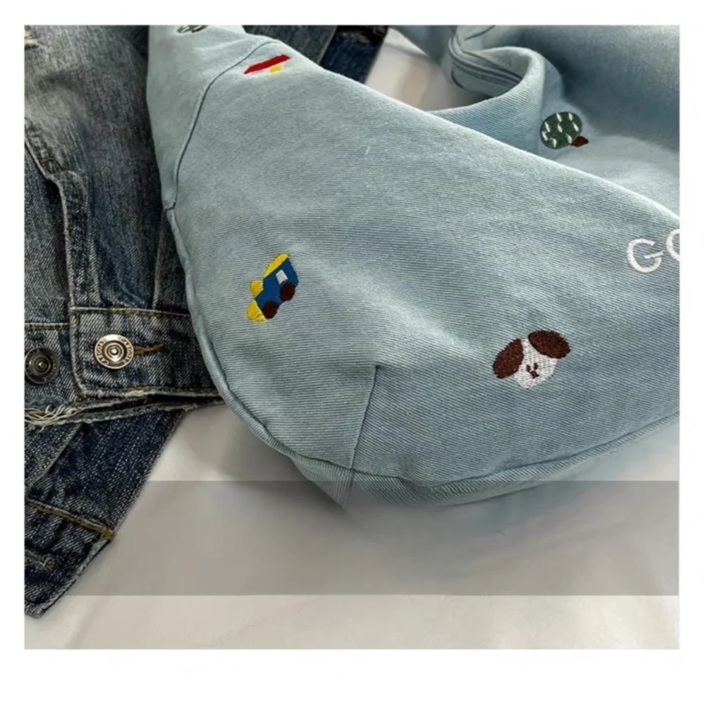 Zipper Closure Shoulder Bag Embroidered Design Korean Style Canvas Bag Sweet Style Cute Design Large-capacity Bag Class Use Zipper Closure Shoulder Bag Embroidered Design Korean Style Canvas Bag Sweet Style Cute Design Large-capacity Bag Class Use