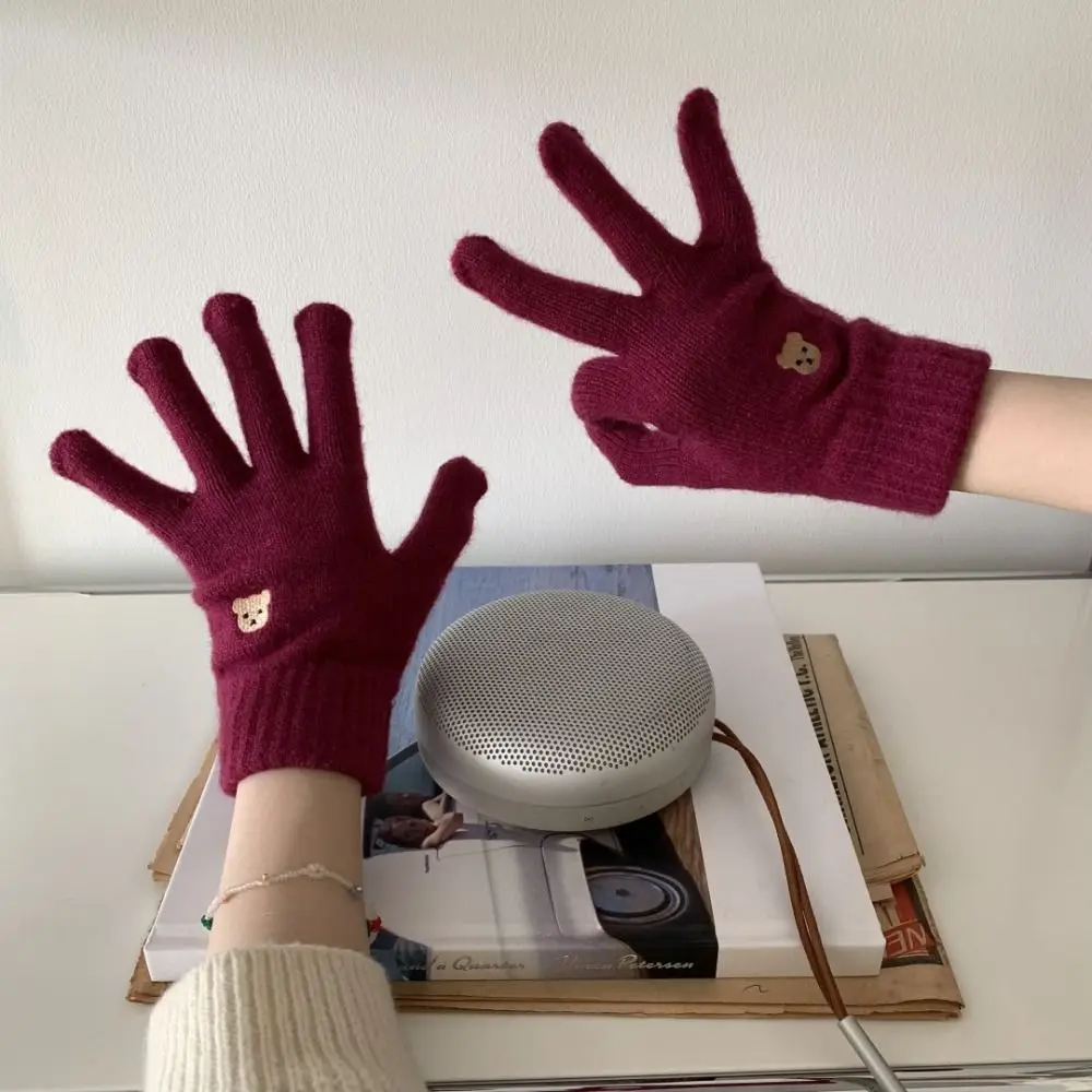 Warm Wool Knitted Gloves Mittens Cute Bear Plush Riding Gloves Winter Korean Touch Screen Gloves Men
Warm Wool Knitted Gloves Mittens Cute Bear Plush Riding Gloves Winter Korean Touch Screen Gloves Men