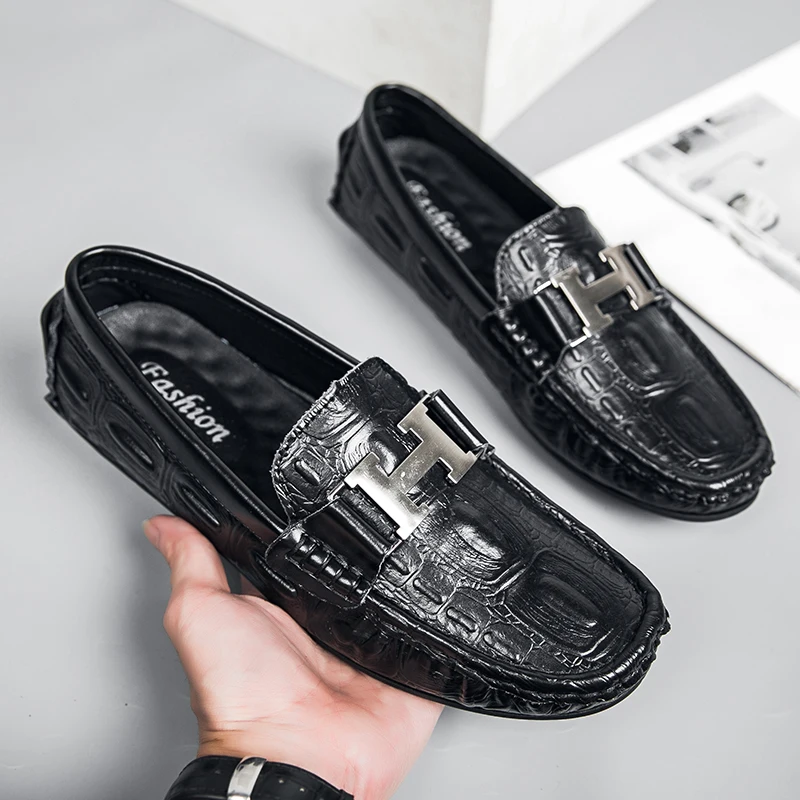 2023 New Men's Casual Shoes Boat Shoes Soft Sole Slip-on Lazy Shoes Embossed Leather Hand Sewn British Men's Casual Shoes
2023 New Men's Casual Shoes Boat Shoes Soft Sole Slip-on Lazy Shoes Embossed Leather Hand Sewn British Men's Casual Shoes