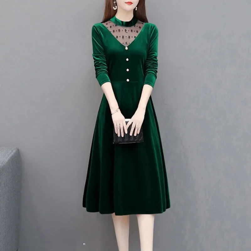 Autumn and Winter Women's Pullover Round Neck Patchwork Gauze Button Solid Underlay Fashion Casual Elegant Long Sleeve Dress
Autumn and Winter Women's Pullover Round Neck Patchwork Gauze Button Solid Underlay Fashion Casual Elegant Long Sleeve Dress