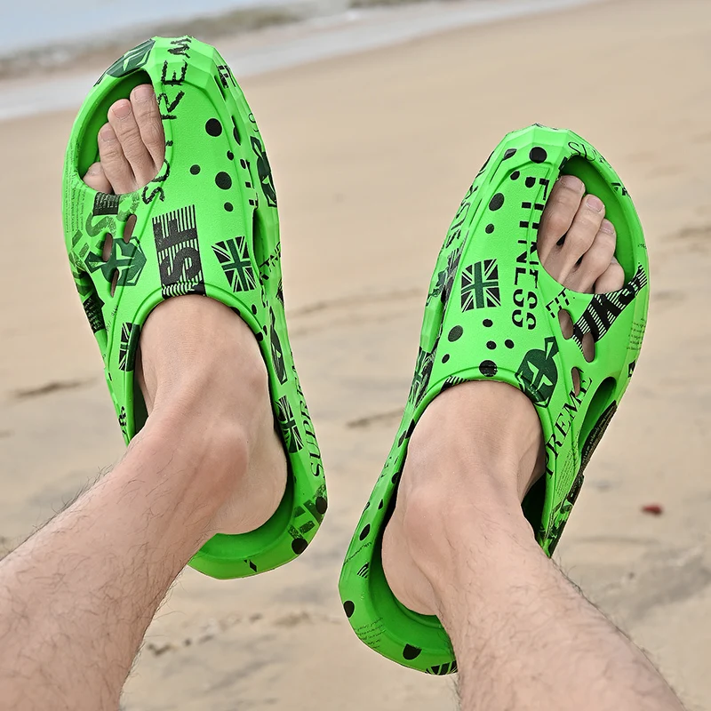 Flip Flops Men's Women New Summer Slippers Soft Mules Clogs Designer Slides Light Beach Shoes Slippers Zuecos Para Mujeres 38-46
Flip Flops Men's Women New Summer Slippers Soft Mules Clogs Designer Slides Light Beach Shoes Slippers Zuecos Para Mujeres 38-46