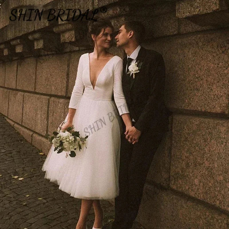 2024 White Ivory Wedding Dresses 2024 A-Line Simple Bridal Gown High quality Satin Tulle Wedding Robe Party Dresses Long Sleeves
2024 White Ivory Wedding Dresses 2024 A-Line Simple Bridal Gown High quality Satin Tulle Wedding Robe Party Dresses Long Sleeves