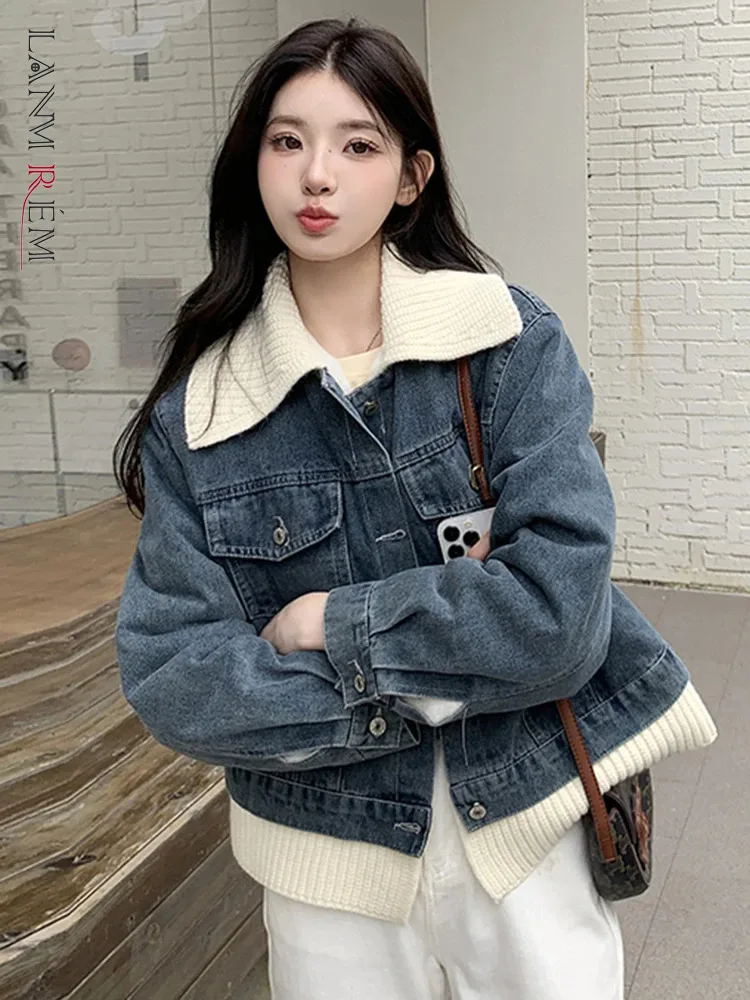 LANMREM Knitted Spliced Denim Short Jackets Women Fashion Contrast Color Lapel Single Breasted Coat Streetwear 2023 New 2AA3592
LANMREM Knitted Spliced Denim Short Jackets Women Fashion Contrast Color Lapel Single Breasted Coat Streetwear 2023 New 2AA3592
