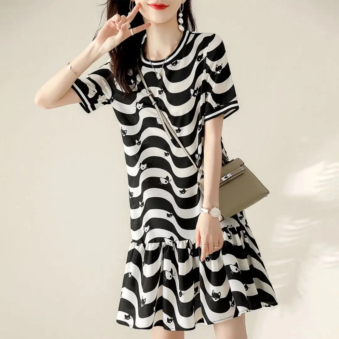 new fashion casual loose blck white dresses women summer korean dress women black dress
new fashion casual loose blck white dresses women summer korean dress women black dress
