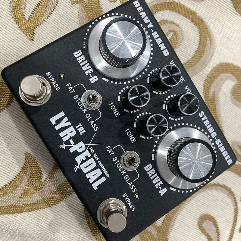 For King Tone Guitar The Duellist Overdrive Distortion Effector Pedal Stompbox Muscial Equipment
For King Tone Guitar The Duellist Overdrive Distortion Effector Pedal Stompbox Muscial Equipment