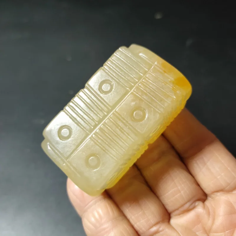 Supply Crafts Antique Xiuyan Jade Carved Jade Jade Lai Zi Hand Pieces Pendant Wholesale
Supply Crafts Antique Xiuyan Jade Carved Jade Jade Lai Zi Hand Pieces Pendant Wholesale
