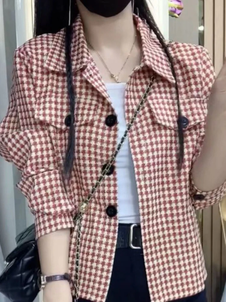 New in Women's Jackets Spring Fashionable Elegant Coats Korean Version Button Long Sleeved Tops Commuting Women's Clothing
New in Women's Jackets Spring Fashionable Elegant Coats Korean Version Button Long Sleeved Tops Commuting Women's Clothing