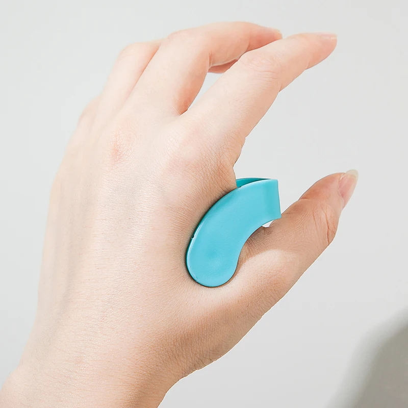 1 Pcs Portable Finger Joint Hand Massager Wearable Acupressure Massager Tension Relief Relieving Head Pain
1 Pcs Portable Finger Joint Hand Massager Wearable Acupressure Massager Tension Relief Relieving Head Pain