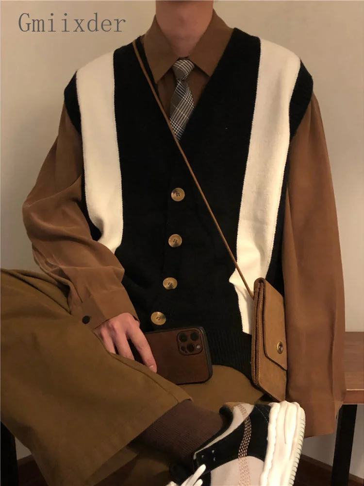 Spring V-neck Cardigan Vest Japan Vintage Autumn Contrast Color Sleeveless Sweater Men's Korean Waistcoat Knitted
Spring V-neck Cardigan Vest Japan Vintage Autumn Contrast Color Sleeveless Sweater Men's Korean Waistcoat Knitted