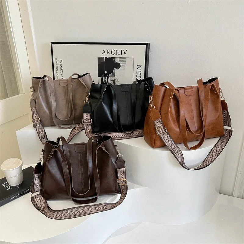2024 New Handbag for Women Retro Large Capacity Commuting Wide Shoulder Strap Crossbody Shoulder Bags Women Bag Designer Bag
2024 New Handbag for Women Retro Large Capacity Commuting Wide Shoulder Strap Crossbody Shoulder Bags Women Bag Designer Bag