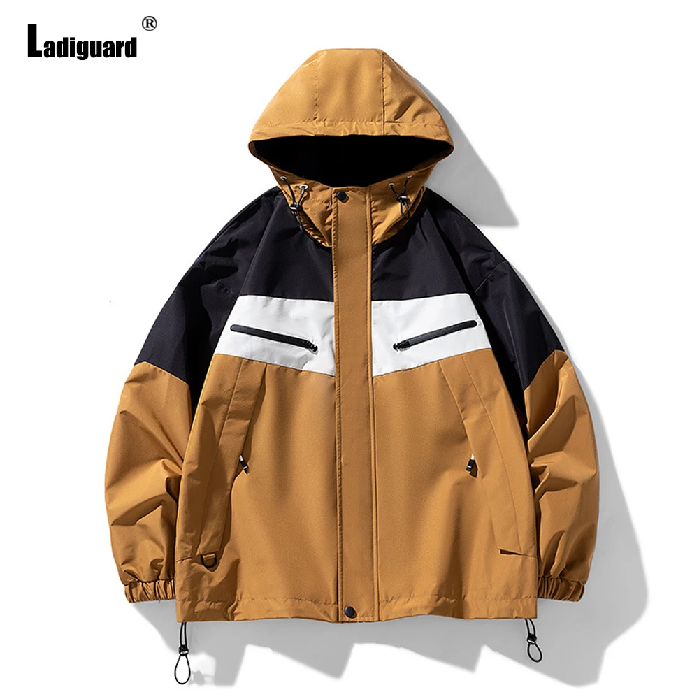 Men Casual Retro Jackets Trendy 2023 Autumn Winter Hoodie Tops Outerwear Vintage Zipper Pocket Jacket Slim Fitted Male Clothes
Men Casual Retro Jackets Trendy 2023 Autumn Winter Hoodie Tops Outerwear Vintage Zipper Pocket Jacket Slim Fitted Male Clothes