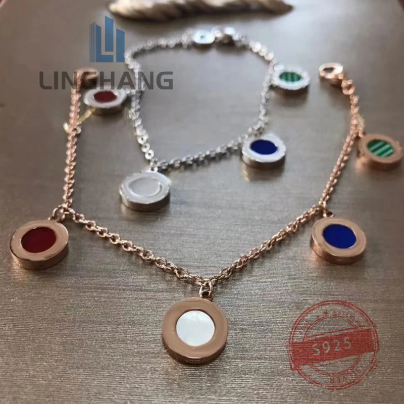 1:1Hot Selling European and American Brand 925 Silver Classic Bracelet Women's Fashion Party Luxury Jewelry Valentine's Day Gift
1:1Hot Selling European and American Brand 925 Silver Classic Bracelet Women's Fashion Party Luxury Jewelry Valentine's Day Gift