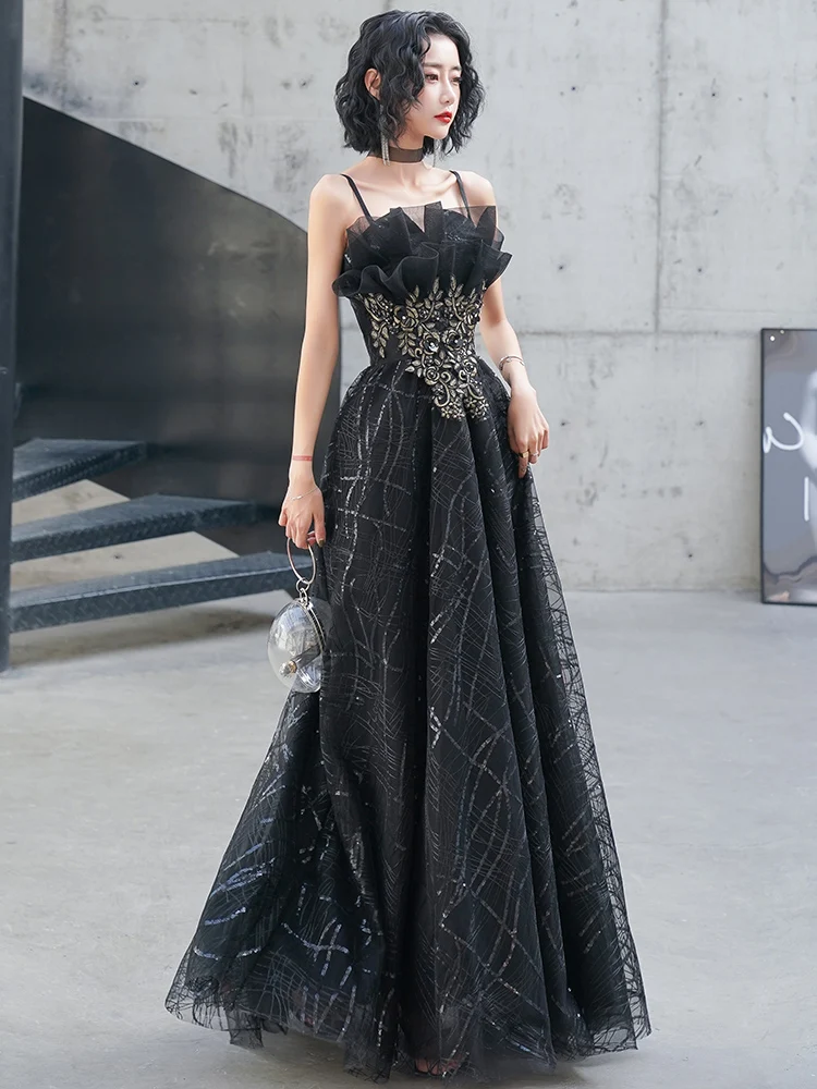 Sexy Black Prom Dresses Long Spaghetti Straps Sleeveless A-Line Floor-Length Backless Formal Evening Gowns For Women
Sexy Black Prom Dresses Long Spaghetti Straps Sleeveless A-Line Floor-Length Backless Formal Evening Gowns For Women