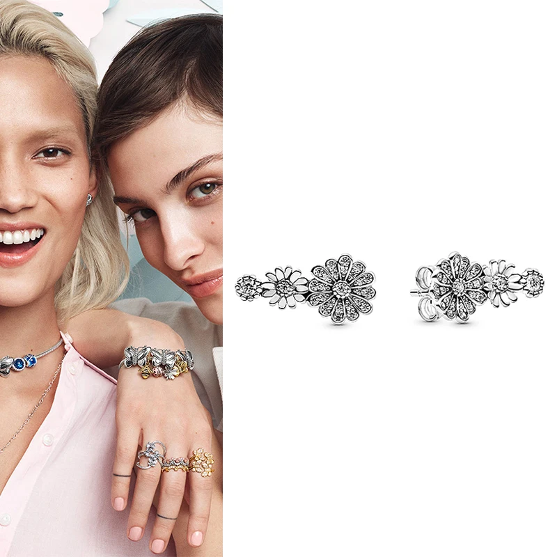 Original 925 серьги Silver Pan Earrings Shinning Three Daisy Pan Earrings For Women Wedding Gift Fashion Jewelry
Original 925 серьги Silver Pan Earrings Shinning Three Daisy Pan Earrings For Women Wedding Gift Fashion Jewelry