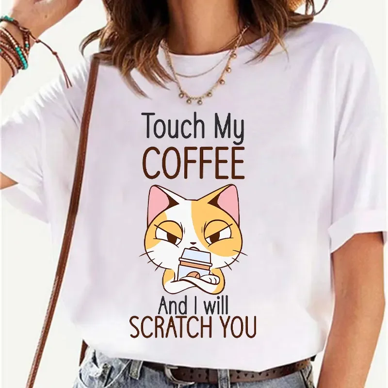 Кошачьи и кофейные футболки для влюбленных, футболка с круглым вырезом, Женская Повседневная Свободная модная летняя футболка с коротким рукавом, топы, женская одежда
Кошачьи и кофейные футболки для влюбленных, футболка с круглым вырезом, Женская Повседневная Свободная модная летняя футболка с коротким рукавом, топы, женская одежда