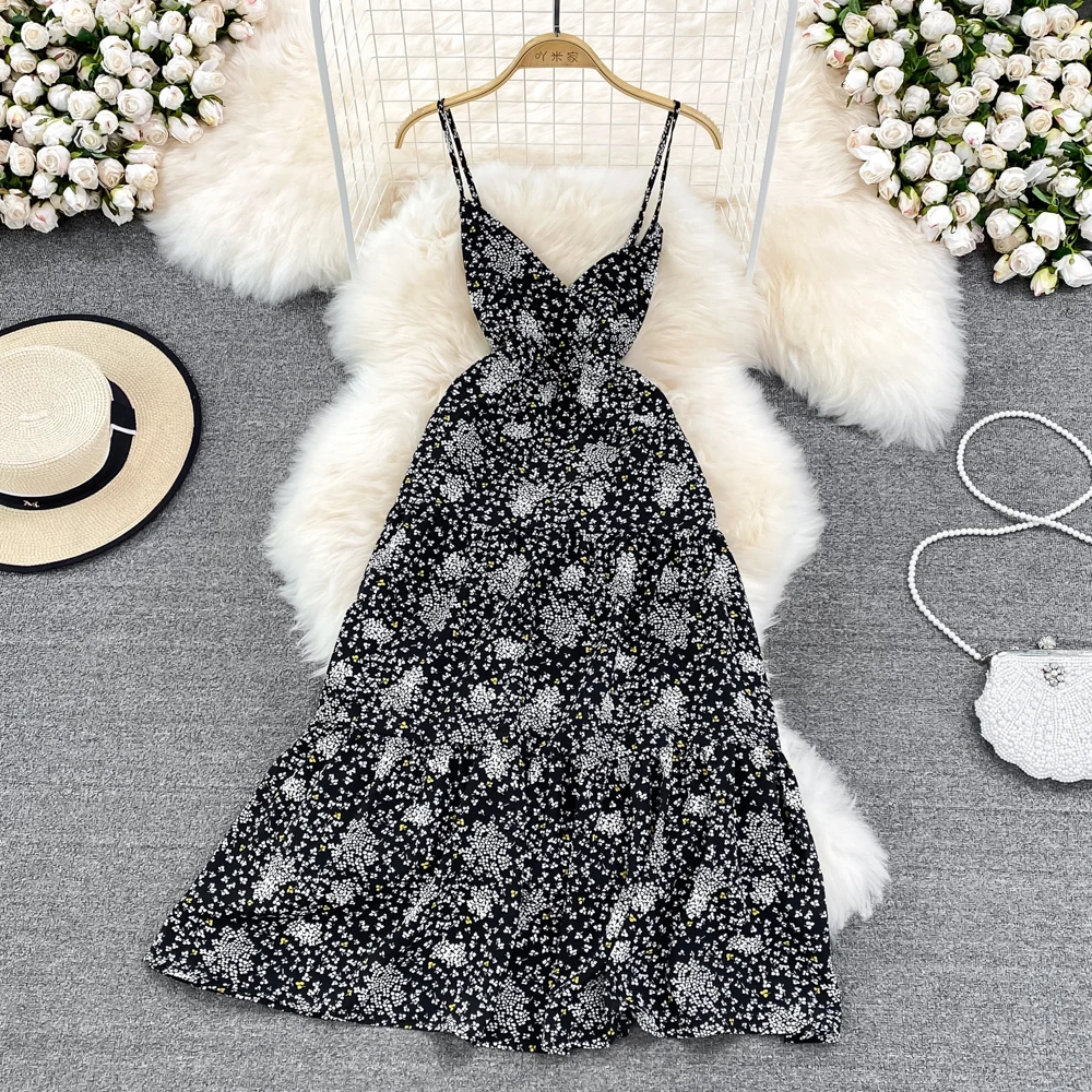 Summer Sweet and Gentle Temperament V-neck Suspender Chiffon Dress Seaside Holiday Backless Sleeveless Floral Dress
Summer Sweet and Gentle Temperament V-neck Suspender Chiffon Dress Seaside Holiday Backless Sleeveless Floral Dress