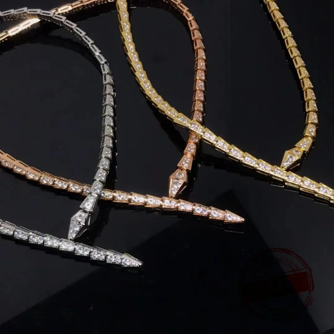 

2024 New 1:1 Customized Volkswagen Brand BV Necklace S925 Silver Snake Bone Diamond Fashion Trend Exquisite Birthday Party Gift